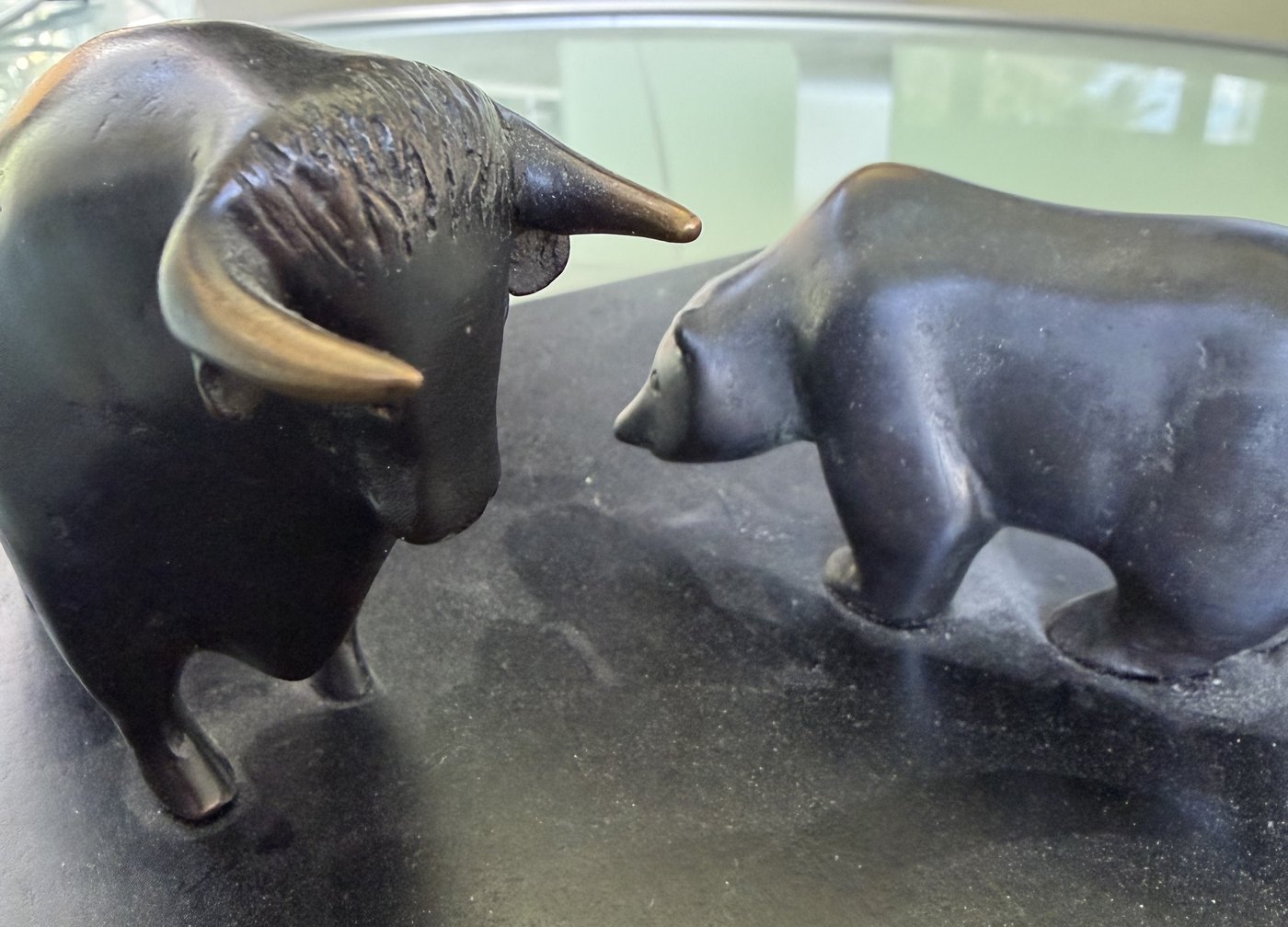 Bulle und Bär, Symbol für die Börse