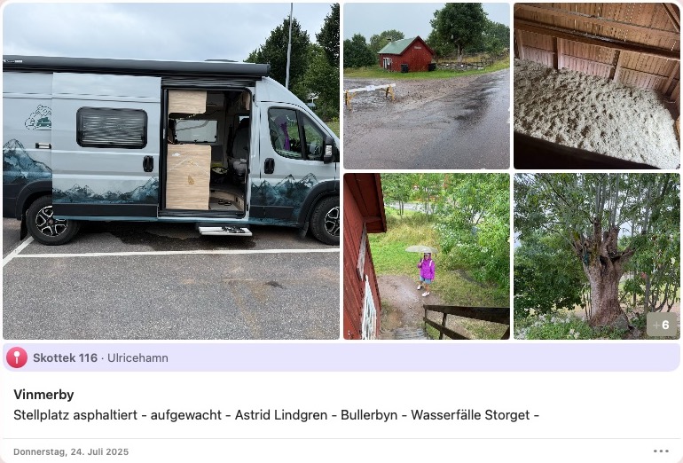 Camper und rote Holzhäuser rund um Bullerbyn